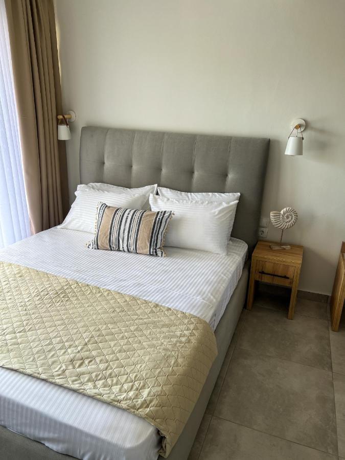 Sithon Diamond Suites Nikiti  Buitenkant foto
